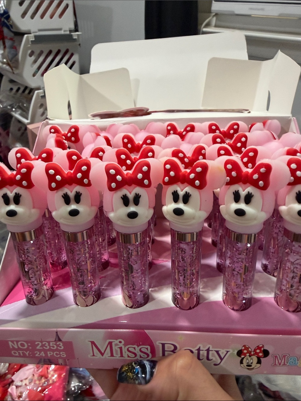 6 lip oil